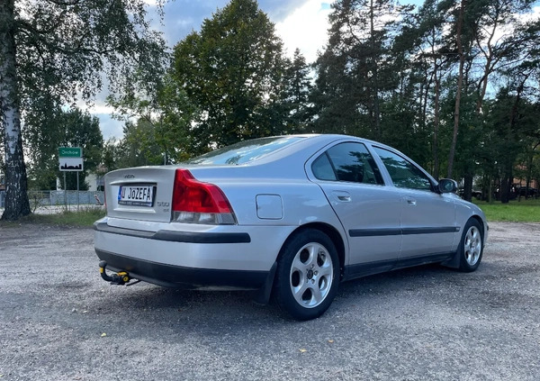 Volvo S60 cena 11900 przebieg: 260000, rok produkcji 2002 z Ustka małe 301